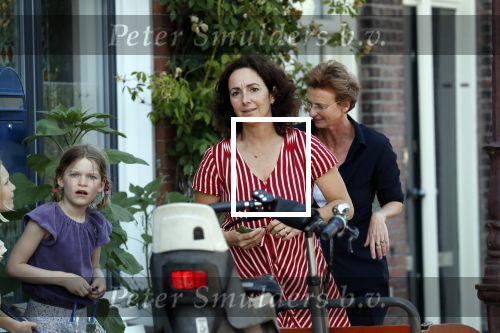 Amsterdam 28 juni 2018
Femke Halsema krijgt bloemen omdat ze de nieuwe burgemeester van Amsterdam wordt.