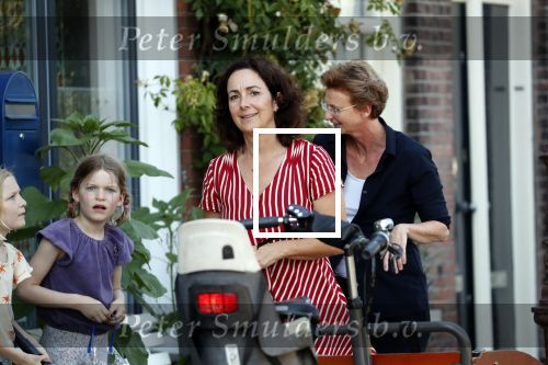 Amsterdam 28 juni 2018
Femke Halsema krijgt bloemen omdat ze de nieuwe burgemeester van Amsterdam wordt.