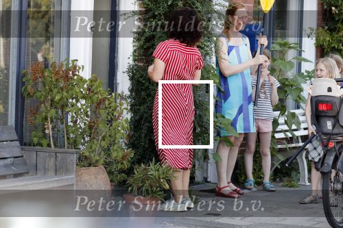 Amsterdam 28 juni 2018
Femke Halsema krijgt bloemen omdat ze de nieuwe burgemeester van Amsterdam wordt.