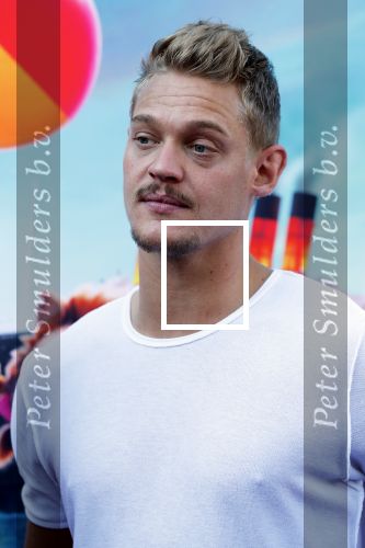 Amsterdam 15 juli 2018
De feestelijke Nederlandse premiÃ¨re van 
HOTEL TRANSSYLVANIÃ‹ 3 in PathÃ© Arena te Amsterdam. De Nederlandse stemacteurs Charly Luske, Fernando Halman, Ferry Doedens, Ilse Warringa, Tony Neef zijn aanwezig . Ferry kwam met zijn moeder