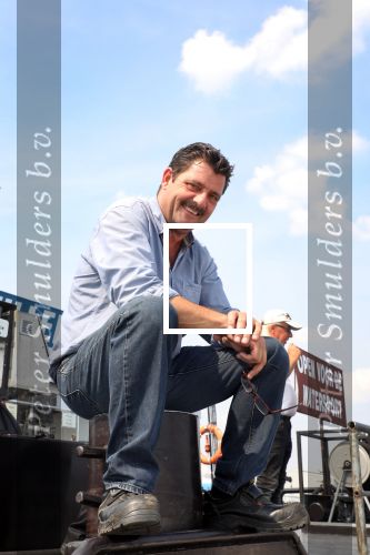 Maasbracht, 19 Juli 2018
Eigenaar Frank Caris en Kees Derksen met zijn zoon
Tullemans Oliehandel BV
frank.caris@tullemansbv.nl