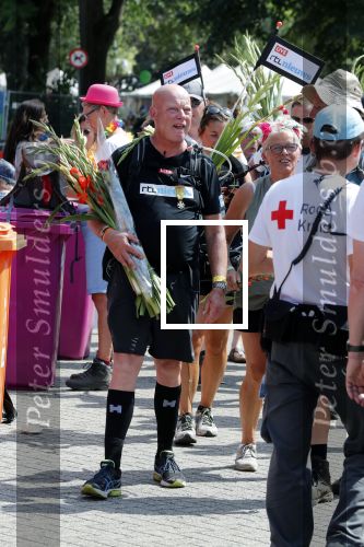 Nijmegen 20 juli 2018
Frits Wester loopt de vierdaagse van Nijmegen.