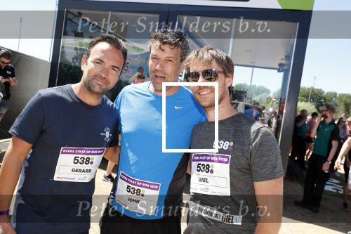Amsterdam 1 juli 2018
Edwin Evers Run bij het science park met vele bners. Gerard Ekdom