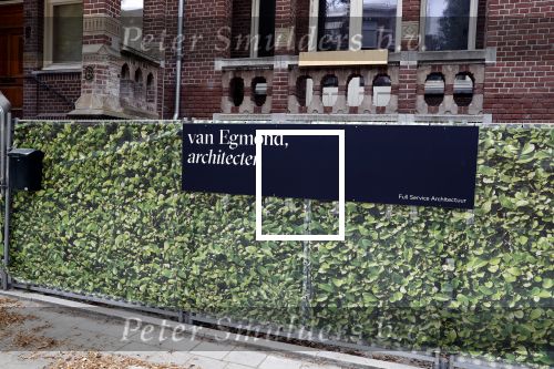 Amsterdam18 juli 2018
Nieuwe huis Roger Hodenius en Gigi Ravelli aan het vondelpark.