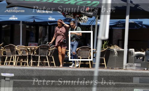 Almere 3 juli 2018
Glennis Grace met haar nieuwe vriend Levy Simon op terras.