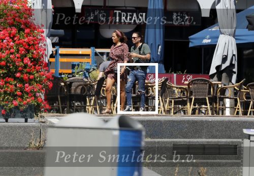 Almere 3 juli 2018
Glennis Grace met haar nieuwe vriend Levy Simon op terras.