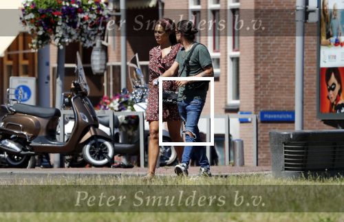 Almere 3 juli 2018
Glennis Grace met haar nieuwe vriend Levy Simon op terras.