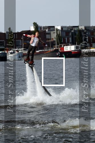 Amsterdam 6 juli 2018
Gordon viert zijn 50e verjaardag bij de Harbour Club en gaat daarna varen met de roze MS de Jordaan.