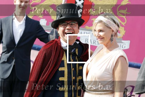 Amsterdam 6 juli 2018
Gordon viert zijn 50e verjaardag bij de Harbour Club en gaat daarna varen met de roze MS de Jordaan. Guido