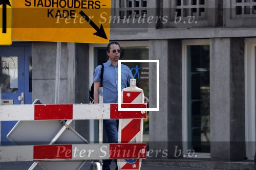 Amsterdam 4 juli 2018
Hans Teeuwen fluitend op straat.
