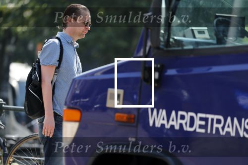 Amsterdam 4 juli 2018
Hans Teeuwen fluitend op straat.