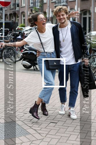 Amsterdam 13 juli 2018
Holly Brood en Soy Kroon op vespa scooter