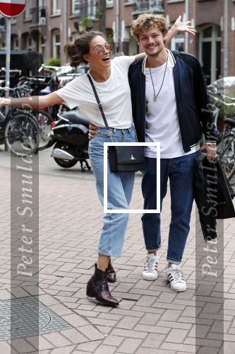 Amsterdam 13 juli 2018
Holly Brood en Soy Kroon op vespa scooter