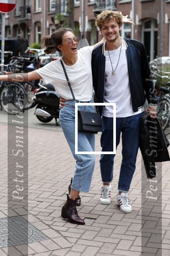 Amsterdam 13 juli 2018
Holly Brood en Soy Kroon op vespa scooter