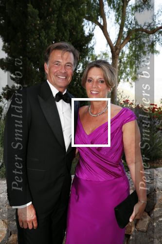 Mallorca 29 juni 2018
Iris van den Ende (1989) en Vincent Biekman (1981) zijn zaterdag 30 juni 2018 â€™sÂ middags in het huwelijk getreden, in aanwezigheid van familie en vrienden. Ze werden getrouwd door Dennis, de neef van Vincent Biekman.  
Iris en Vincent zijn twee weken geleden, op 16 juni 2018, in Amsterdam voor de wet getrouwd. 
De getuigen van Iris waren vriendin Madeline en haar broer Vincent. Voor Vincent getuigden zijn twee oudste vrienden Eli en Jermaine. 
De bruidsjurk van Iris werd ontworpen door Armani PrivÃ©. Joop en Janine v d Ende waren natuurlijk aanwezig op deze prachtige dag. Hubert Deitmers met vrouw