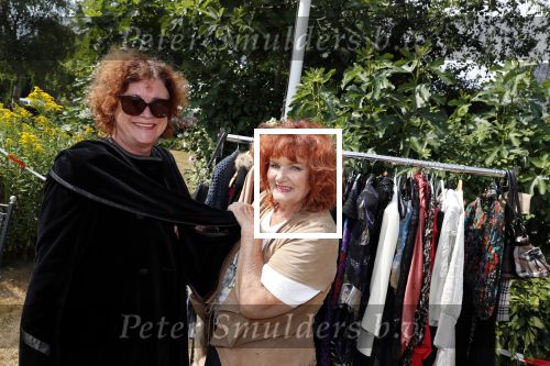 Hem 22 juli 2018
Veiling kleding en inboedel van Imca Marina . Imca gaat verhuizen en heeft daar niet voldoende ruimte.