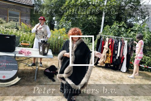 Hem 22 juli 2018
Veiling kleding en inboedel van Imca Marina . Imca gaat verhuizen en heeft daar niet voldoende ruimte.