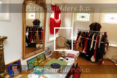 Hem 22 juli 2018
Veiling kleding en inboedel van Imca Marina . Imca gaat verhuizen en heeft daar niet voldoende ruimte.