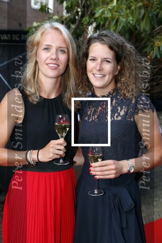 Amsterdam 10 juli 2018
Uitreiking leading ladies awards in hotel the Grand. Ireen Wust met partner Letitia de Jong