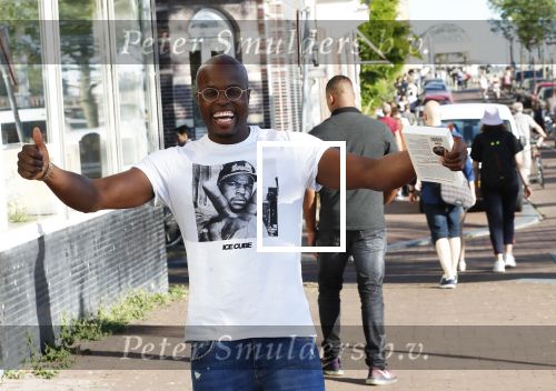 Amsterdam 14 juli 2018
Jandino Asporaat op straat in Amsterdam.