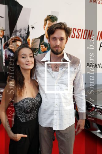 Amsterdam 30 juli 2018
Premiere Mission Impossible in Pathe Arena. Jennifer de Jong met vriend en tatoo