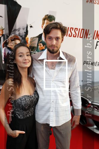 Amsterdam 30 juli 2018
Premiere Mission Impossible in Pathe Arena. Jennifer de Jong met vriend en tatoo