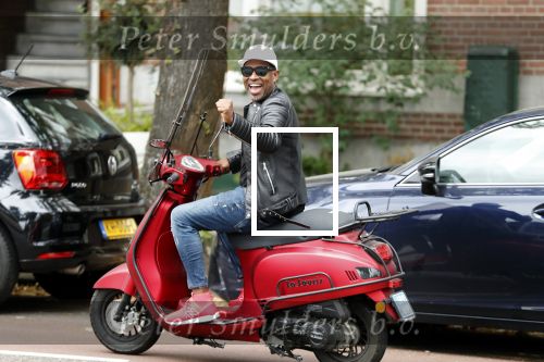 Amsterdam 9 juli 2018
Johnny Kelvin op zijn scooter
