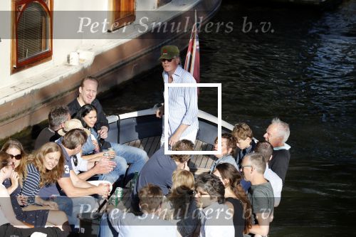 Amsterdam 29 juni 2018
Forum voor Democratie van Thierry Baudet varen met relaties door de grachten van Amsterdam . oa aanwezig Matthijs Albers Jort kelder (met eigen boot) Alwien Tulner Mat Herben Theo Hiddema en Ebru Umar.