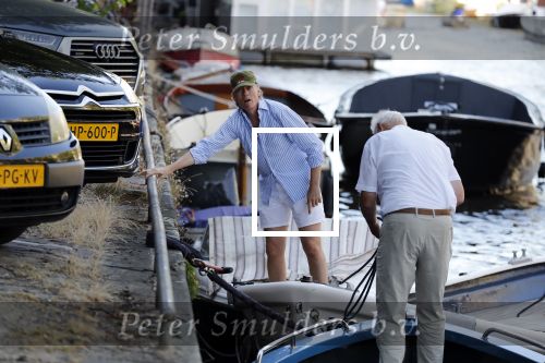 Amsterdam 29 juni 2018
Forum voor Democratie van Thierry Baudet varen met relaties door de grachten van Amsterdam . oa aanwezig Matthijs Albers Jort kelder (met eigen boot) Alwien Tulner Mat Herben Theo Hiddema en Ebru Umar.