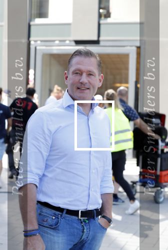 Amsterdam 31 juli 2018
Opnames commercial Ziggo met Max Verstappen en Ruud Gullit. Jos Verstappen