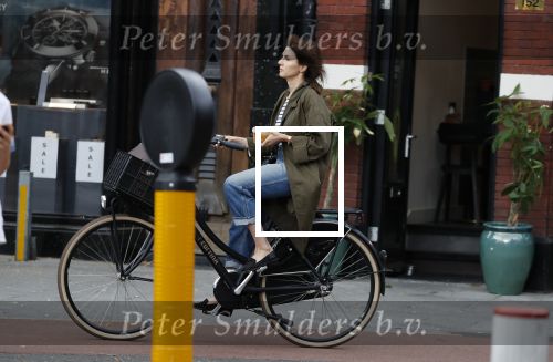Amsterdam 9 juli 2018
Kim v Kooten met een soepje op de fiets.