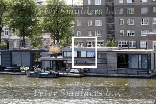 Amsterdam 27 juli 2018
Woonark van Kluun ( Raymond v d Klundert) woonboot.