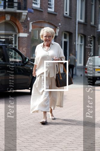 Amsterdam 13 juli 2018
Marianne v Wijnkoop op straat.