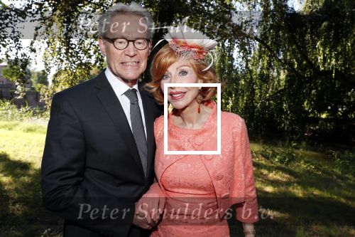 Haarzuilens 20 juni 2018
Haringparty op kasteel de Haar. Marijke Helwegen met man Harrie