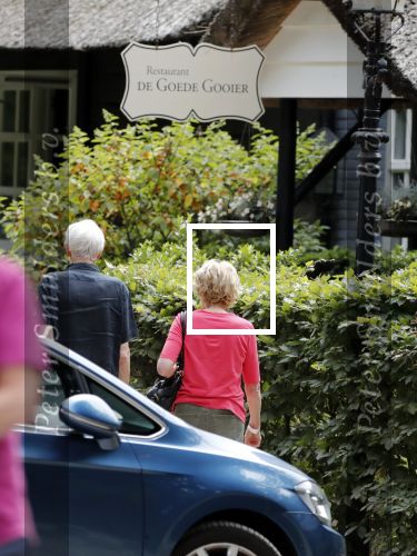 Maarssen Blaricum 7 juli 2018
Berend Boudewijn gaat wandelen bij de Maarsenveense Plassen en daarna rijdt hij naar het Ter Gooi ziekenhuis waar hij zijn vrouw Martine Bijl ophaalt. Daarna gaan ze lunchen bij restaurant de Goede Gooijer.