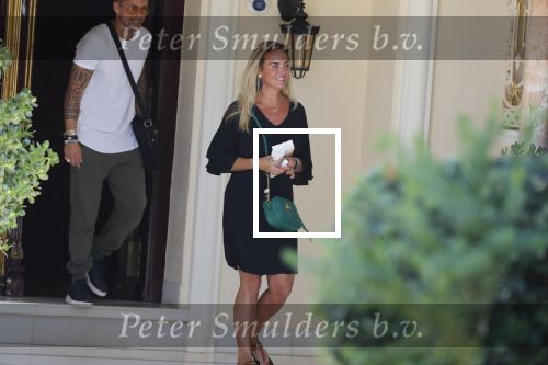Marbella 26 juli 2018
Andre Hazes en zijn vriendin Monique en zoontje Dre vieren vakantie met Monique haar ouders in een villa van vrienden