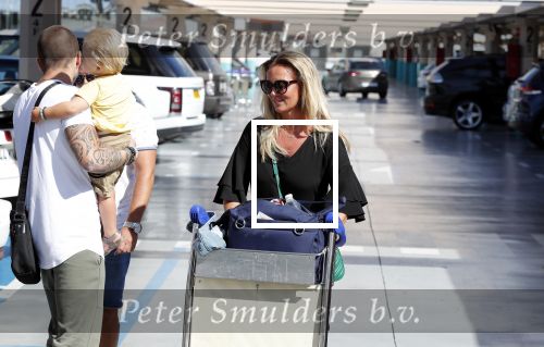 Marbella 26 juli 2018
Andre Hazes en zijn vriendin Monique en zoontje Dre vieren vakantie met Monique haar ouders in een villa van vrienden