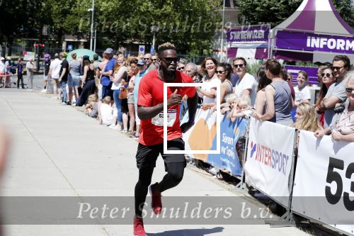 Amsterdam 1 juli 2018
Edwin Evers Run bij het science park met vele bners. Murthel Groenhart