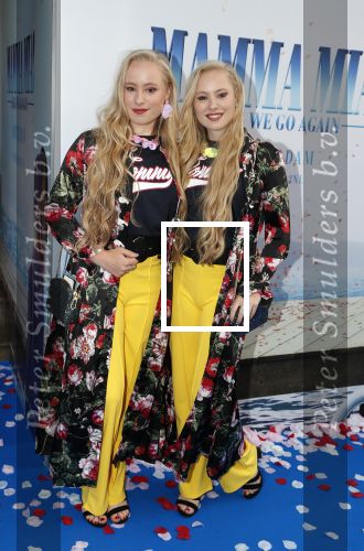 Amsterdam 17 juli 2018
Premiere Mamma mia in Tuschinski.
Mylene en Rosanne Waalewijn
