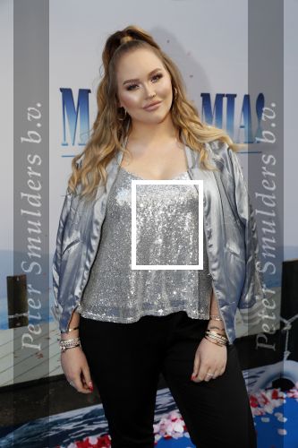 Amsterdam 17 juli 2018
Premiere Mamma mia in Tuschinski. Nikkie Tutorials