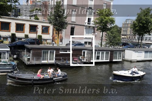Amsterdam 4 juli 2018
Noortje Herlaar haar woonark / huis op de grachten van Amsterdam.