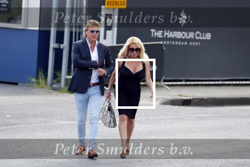 Amsterdam 6 juli 2018
Gordon viert zijn 50e verjaardag bij de Harbour Club en gaat daarna varen met de roze MS de Jordaan. Patricia Paay met haar man Robert
