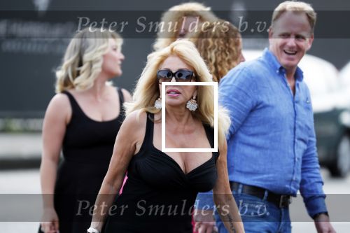 Amsterdam 6 juli 2018
Gordon viert zijn 50e verjaardag bij de Harbour Club en gaat daarna varen met de roze MS de Jordaan. Patricia Paay met haar man Robert