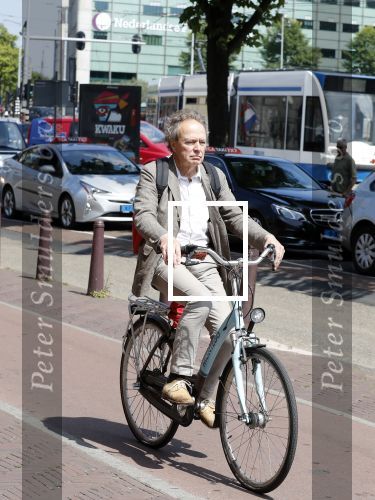 Amsterdam 12 juli 2018
Paul Haenen op de fiets.