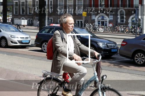 Amsterdam 12 juli 2018
Paul Haenen op de fiets.