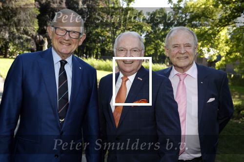 Haarzuilens 20 juni 2018
Haringparty op kasteel de Haar. Pieter v Vollenhoven met Jaap Rost Onnes en Ronnie Tober en Jan Jochems