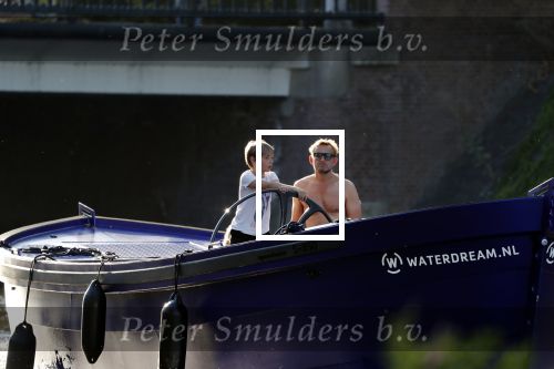 Amsterdam 23 juli 2018
Prins Bernhard jr aan het varen met zijn waterdream en 2 kinderen van hem.