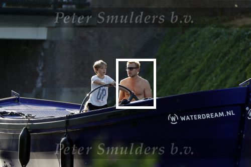 Amsterdam 23 juli 2018
Prins Bernhard jr aan het varen met zijn waterdream en 2 kinderen van hem.