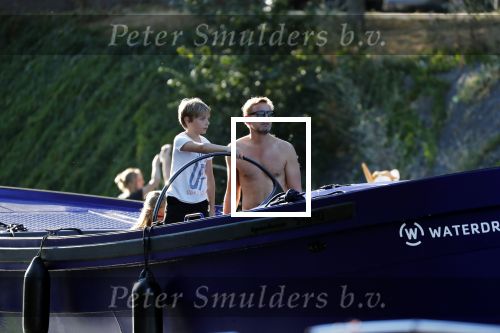 Amsterdam 23 juli 2018
Prins Bernhard jr aan het varen met zijn waterdream en 2 kinderen van hem.