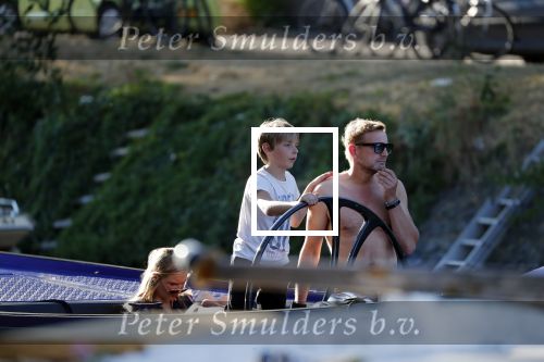 Amsterdam 23 juli 2018
Prins Bernhard jr aan het varen met zijn waterdream en 2 kinderen van hem.